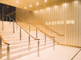 May 17, 2021 · new cluster linked to marina bay sands casino dealer. Marina Bay Sands Casino