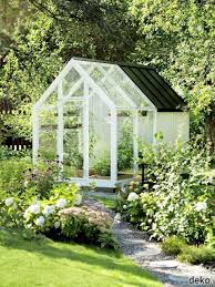 10 Easy Diy Greenhouse Plans Craft Keep Diy Greenhouse Plans Diy Greenhouse Small Greenhouse