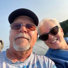 The Kentucky Auctioneers Association mourns the loss of Junior Staggs, a  former member, past Kentucky State Champion Auctioneer, respected educator,  and true pioneer in the auction profession. Junior's contributions to the  auction