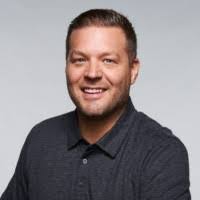 Travis Damron's Instagram, Twitter & Facebook