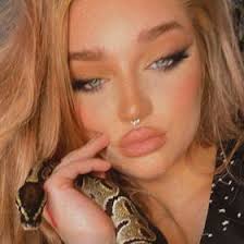 Mariah Davies-Brown (mariahtiamay)