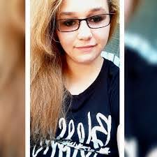 Valerie Oldham's Instagram, Twitter & Facebook