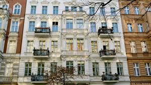 Last year, 245,000 airbnb guests visited berlin. Court Sides With Berlin Over Airbnb Ban Business Economy And Finance News From A German Perspective Dw 08 06 2016