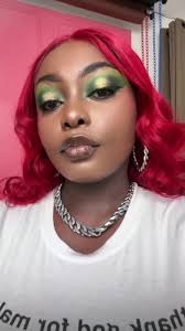 Msupa Backa Bend: Nywele Za Kijanja