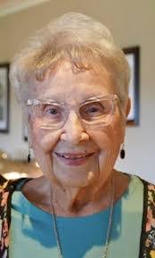 Marian Biggs's Instagram, Twitter & Facebook