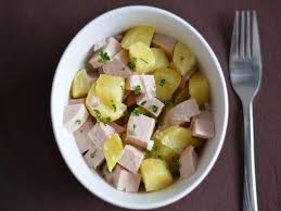 Salade De Cervelas La Boite A Salade Boite A Salade Cervelas Salade
