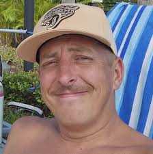 O L D .. to .. G O L D 🙌🏽 📸 @dwdwrap #wrapped #buick #goldchrome  #paintisdead