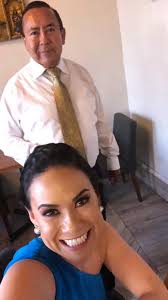 Nunca estoy sola porque siempre me acompañas. Mi mejor amigo y cómplice.  ¡Te extraño una eternidad! Viviré siempre agradecida de haberte tenido.  #2años 🤍🙏🏻