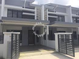 These properties are owned by a bank or a lender who took ownership through foreclosure proceedings. 2 Storey M Residence 2 Alpine 20x65 Rawang M Residence House Houses For Sale In Rawang Selangor Mudah My