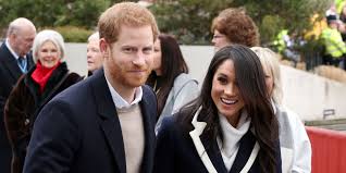 Get push notifications with news, features and more. What Meghan Markle And Prince Harry S Wedding Invitation Looks Like Royal Twitter Confirms Wedding Invite Details