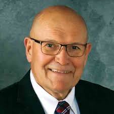 Summer 2017 Creativewritingprofessorhasaward-winningbook published