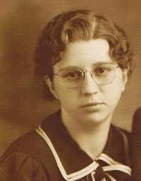 Esther Bernice Mortenson Mott (1914-1988)