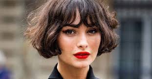 Berikut tips perawatan rambut ikal untuk pria 10 Model Short Haircut Untuk Rambut Ikal Mengembang
