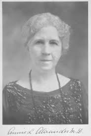 Does anyone know anything about a woman Doctor back in the 50's in the Flat  Rock area? I think her name was Peet.