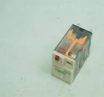 Schneider Electric RXM2AB1F7 Relay 120VAC 30 Days Warranty Expedited  Shipping | eBay