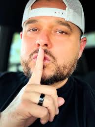 Max Jiménez (@realmaxjimenez) • Instagram photos and videos