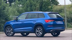 The karoq is a practicality wizard, and that goes for this sportline, too, but there are one or two important things missing that could ultimately sway you back towards the regular karoq and its smaller engine. Skoda New Karoq Sportline 2020 In 4k Quartz Grey 18 Inch Mytikas Walk Around Detail Inside Youtube