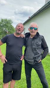Čechomor is a czech band from svitavy that performs traditional songs in rock arrangements.1 they have toured throughout europe, north america, russia, china, mongolia, and australia and were. Cechomor Facebook