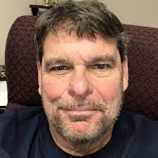 Brett Rathbone's Instagram, Twitter & Facebook