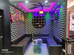 Oasis hair salon opened in may of 2015 and quickly needed to expand in 2018 to comfortably accommodate our growing team. Oasis Hair Salon Gole Market Beauty Spas In Bhind Justdial