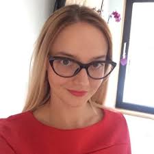 Andreea Crisan (@andreeaecrisan)