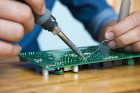 How to Choose the Best PCB Assembly Manufacturer - Altimex
