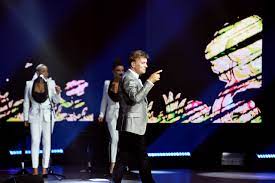 Jun 23, 2021 · o internamento de tony carreira ocorre exatamente um mês antes do concerto esgotado no salão preto e prata do casino estoril. V91kfwaej M1jm