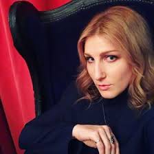 Adriane Goetz (adriaaaane)