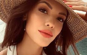 Join facebook to connect with vittoria strada and others you may know. Vitoria Strada Revela Que E A Pessoa Chorona Da Relacao Ofuxico