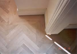 Http Www Weekshardwoodflooring Com Images Gallery Borders Herringbone Floor Border02 Jpg Herringbone Floor Herringbone Wood Floor House Flooring