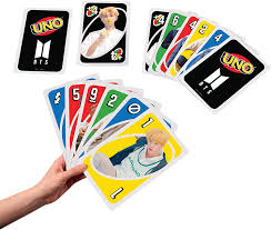 Disfruta del juego moda para los chicos de bts, es gratis, es uno de nuestros juegos de vestir que hemos seleccionado. Amazon Com Juego De Cartas Gigante Uno Bts Con 108 Cartas Basadas En Bts Global Superstars Global Boy Band Regalo Para Ninos Y Ninas De 7 Anos Y Mas Toys Games