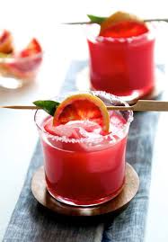 Des amis débarquent à l'improviste et vous n'avez pas envie de passer des heures en cuisine ? Idee Cocktail Frais Pour L Ete 10 Recettes Originales Et Rapides A Tester Sans Tarder