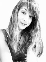 Paige Wray's Instagram, Twitter & Facebook