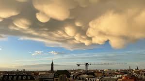 Dich erwarten im chat die heißesten luder weit und breit. Seltene Mammatus Wolken Uber Berlin