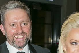 Jak czytamy na łączynaspilka.pl „polski związek piłki nożnej informuje, że z dniem 18 stycznia 2021 roku selekcjoner jerzy brzęczek przestał pełnić obowiązki selekcjonera reprezentacji polski. Eip9vpbvfnpkqm