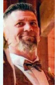 Glen Gentry's Instagram, Twitter & Facebook