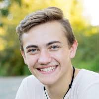 60+ "Studioso" profiles