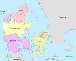 Guds hjælp, folkets kærlighed, danmarks styrke)↑ a excepción de groenlandia, donde solo el groenlandés es oficial. Pais Dinamarca Ubicacion Geografica De Dinamarca Libro Visual