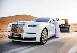 From the world's pinnacle motor car phantom to the bold attitude of black badge and beyond. In Pictures Abu Dhabi Motors Presented The Unique Rolls Royce Phantom Tranquility Arabianbusiness