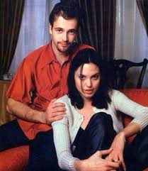 Ontdek de perfecte stockfoto's over jonny lee miller and angelina jolie en redactionele nieuwsbeelden van getty images kies uit premium blader door de 46 jonny lee miller and angelina jolie beschikbare stockfoto's en beelden, of begin een nieuwe zoekopdracht om meer stockfoto's en. Angelina Jolie And Jonny Lee Miller Famousfix Com Post