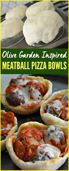If You Love The Olive Garden S Mash Up Of Meatballs And Pizza Try This Delicious And Easy Homemade Version Of The Meatball P Pizza Bowl Meatball Pizza Recipes