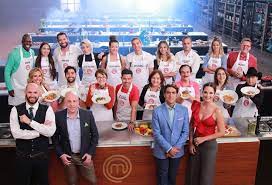 Masterchef is a spanish competitive reality television cooking show based on the british television cooking game show of the same title. Masterchef Celebrity Los 18 Participantes De La Nueva Temporada La Fm