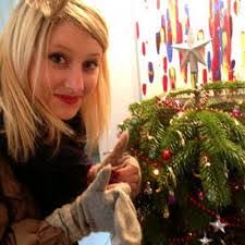 Janelle Romano's Instagram, Twitter & Facebook