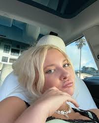 Alexa Mae (@misslexamae) • Instagram photos and videos