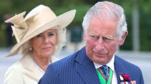 El vehículo de lujo que manejaba quedó seriamente dañado. El Principe Carlos De Inglaterra Positivo Por Coronavirus As Com