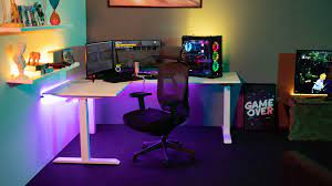 The arozzi arena computer desk is designed for folks who are rocking multiple monitors, giving you plenty of space to run two or three panels—and that includes ultrawide curved gaming monitors too. Desk For Gaming A Complete Buying Guide By Autonomous Medium
