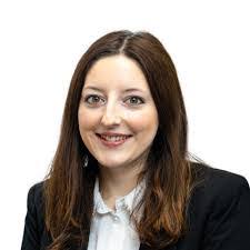 Lara Wilkinson's Instagram, Twitter & Facebook