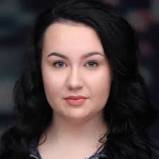 Daisy Ellis-Jones (@DaisyEllisJones)