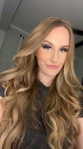 any recommendations for a hairstylist who can do calico? i know it's last  minute but would like an appointment this saturday or sunday. second  picture is my hair now, never had box