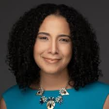 MCAPS Professional Coach was issued by Microsoft Grow Your Career to  Lissandra Lopez.